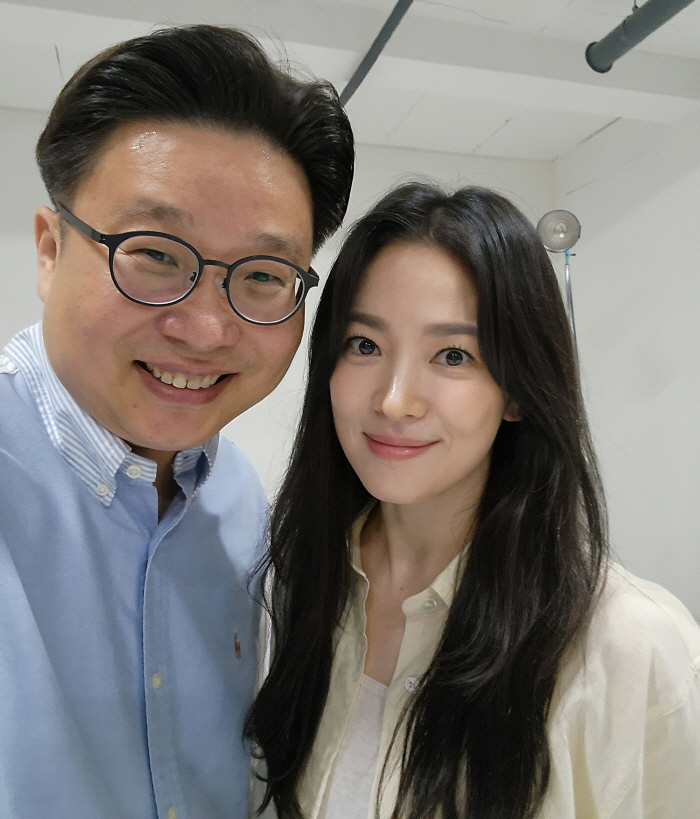 "13년째 선행" 송혜교X서경덕, 광복절 맞아 몽골에 '이태준 안내서' …