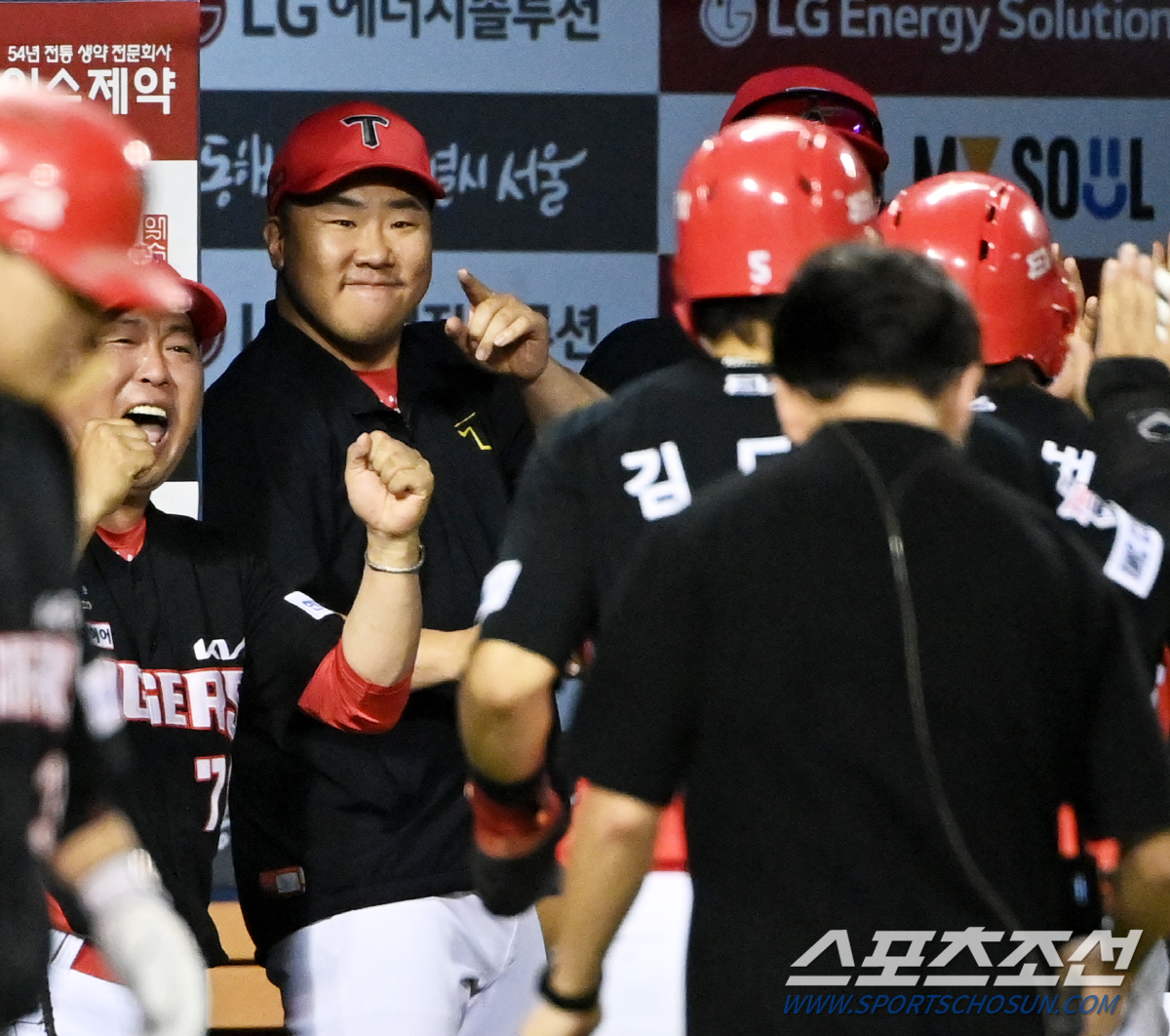 '8회까지 지고 9회에 이겼다' 김도영 1타점 2루타→나성범 역전 투런포…