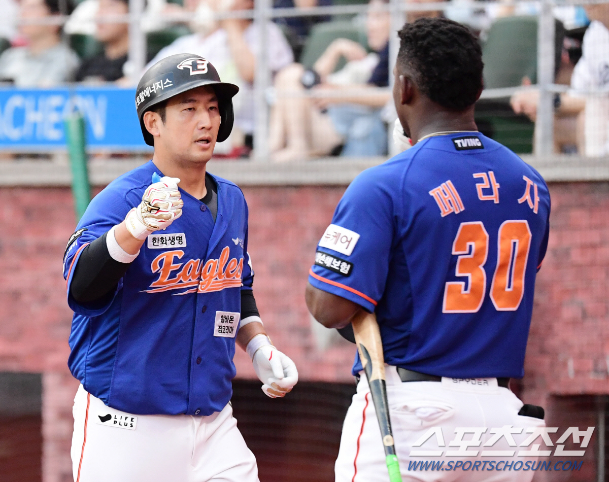 '독수리 상륙 대성공! 인천 8전 8승' 한화, SSG 스윕하며 5위 맹…