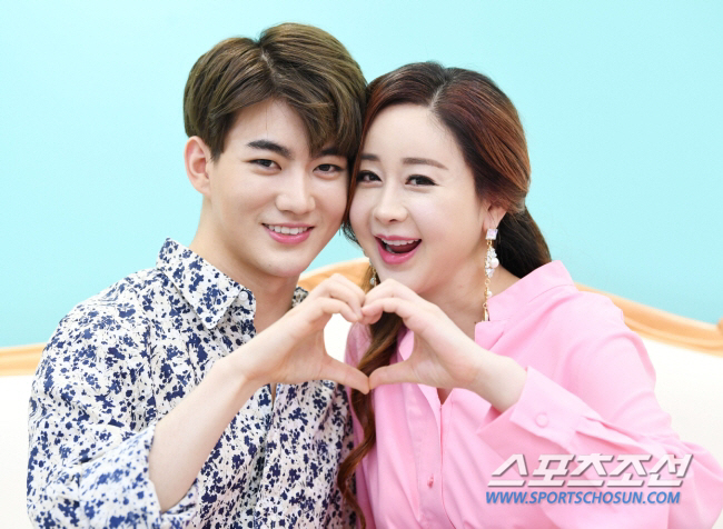 [SC이슈] "결국 다 비즈니스 였나?"…함소원, ♥진화와 파경 후 동거…