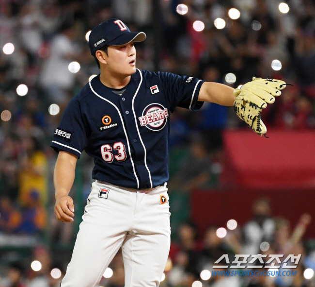 '3점은 이제 넉넉' 18년 만에 고졸 신인 역사 소환…김택연, 시즌 1…