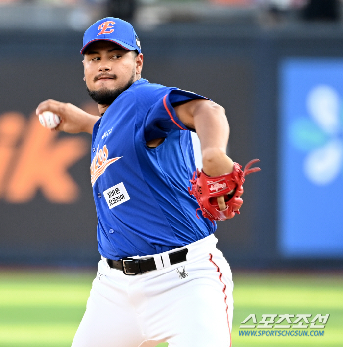 풀리지 않는 한화 5선발 고민, 김경문 승부수 띄우나 "외인 4일턴 등판…