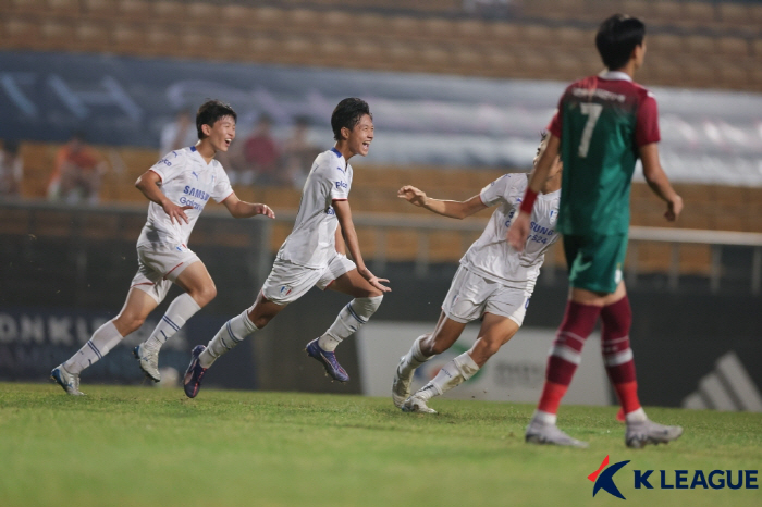 '최지언 결승골' 수원, 대전 1-0으로 꺾고 '2024 GROUND.N…