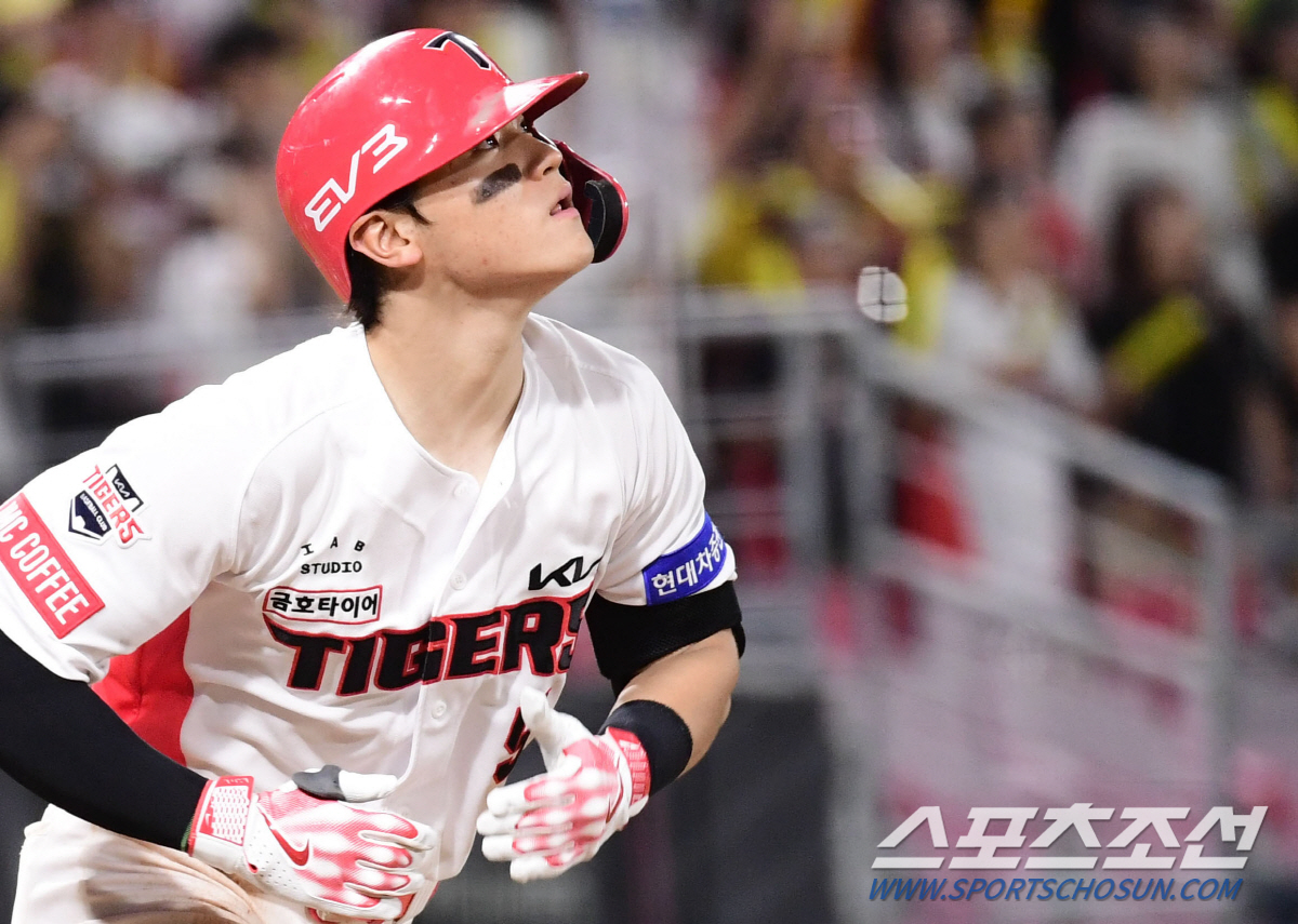 30-30 '천재타자'의 MVP 로드. 트리플크라운, 최다안타 신기록이 …