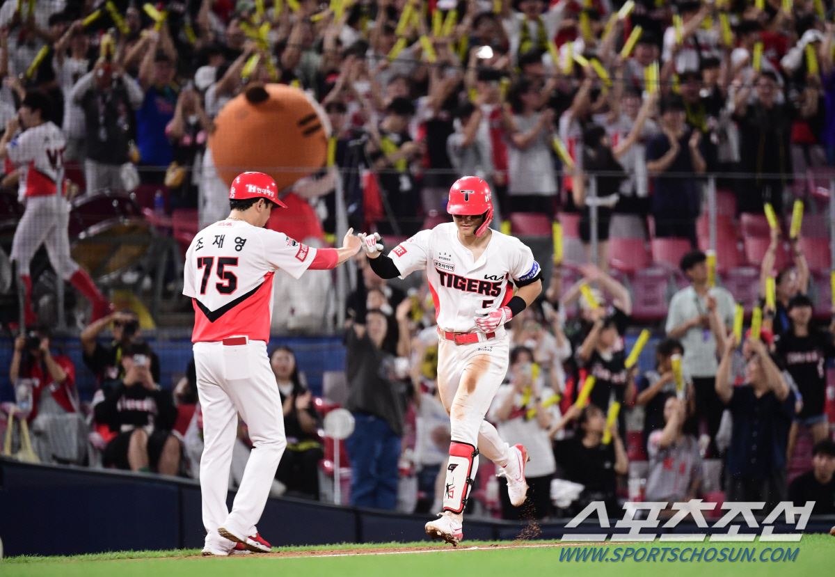 30-30 '천재타자'의 MVP 로드. 트리플크라운, 최다안타 신기록이 …