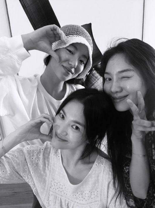 "예쁜 애 옆 예쁜 애" 송혜교 옆 전여빈·최희서…美친 조합