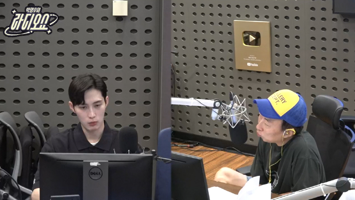 '인간센서' 김준호 "첫 해설이라 준비 多..틀릴까봐 부담됐다"(라디오쇼…