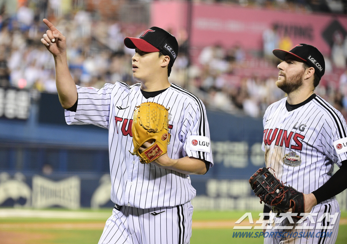 '천적 앞에서 천적이 되다.' 6이닝 무실점으로 KT전 3연승. 10-0…