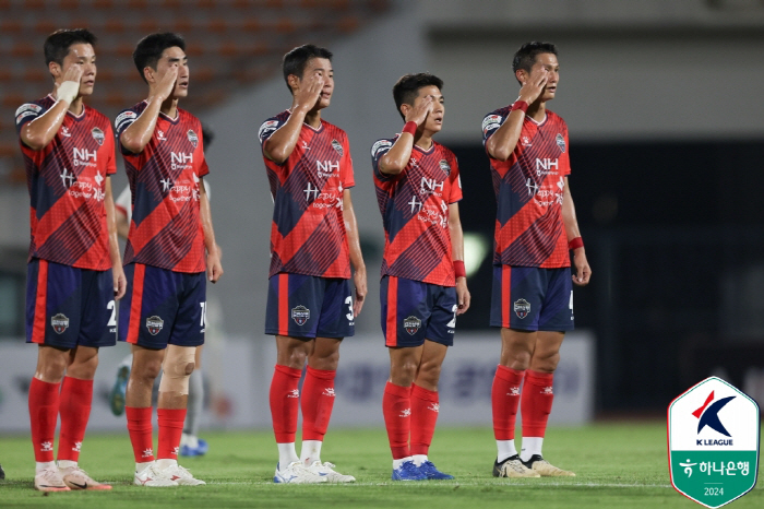 왜 안 돼? 외인구단 김천 상무의 조심스런 야망 → 정정용 감독 "우승 …