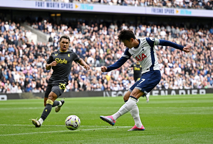 괴물 홀란도 범접 못하는 손흥민...'EPL 1위 능력' 현지 극찬 폭발…