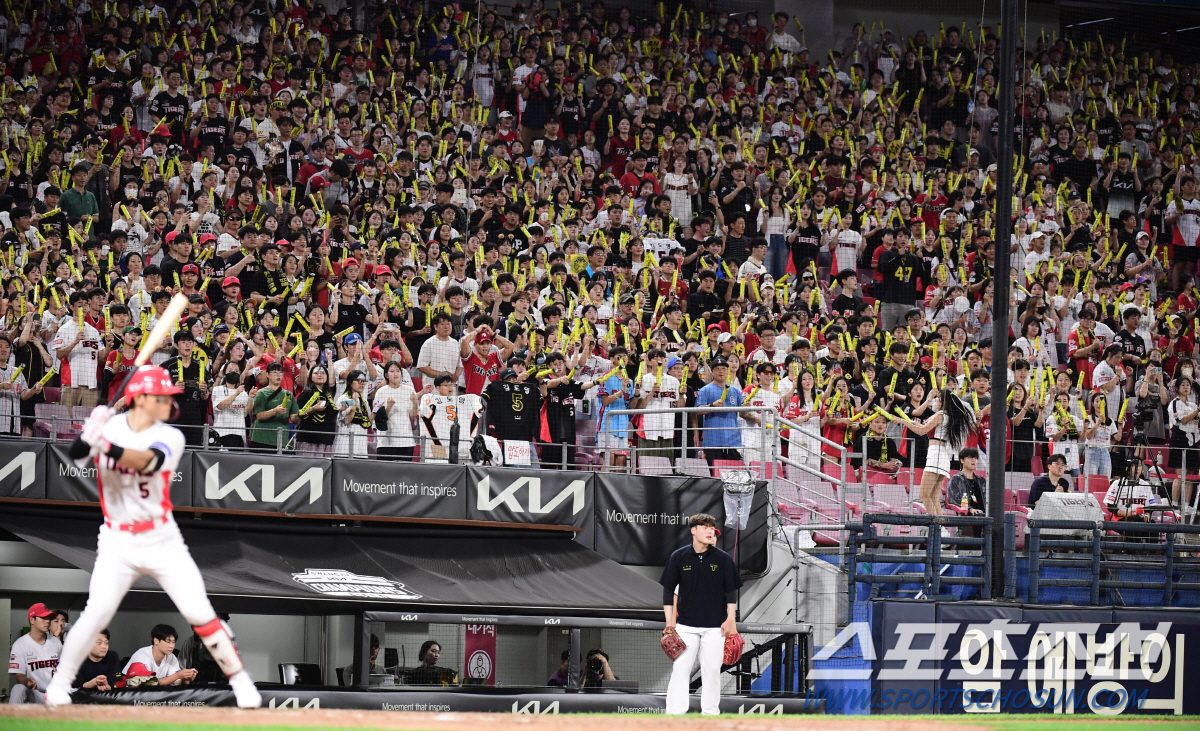 "30-30보다 더 의식 중" 천재도 욕심 숨기지 않은 이 기록, 이제 …