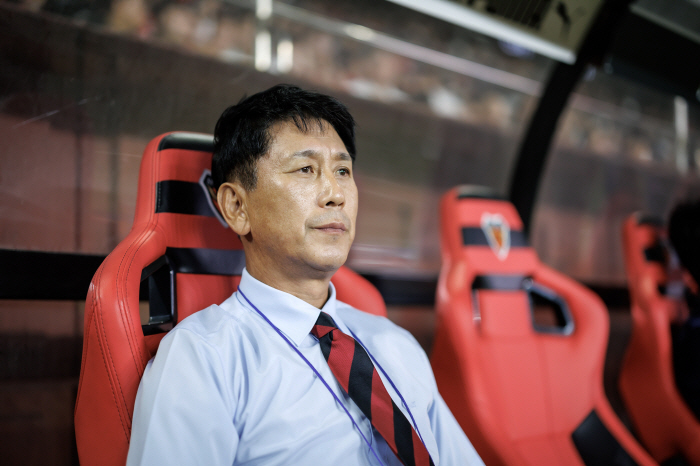 [현장인터뷰] 코리아컵 결승 진출! 박태하 포항 감독 "역사적인 장소에서…