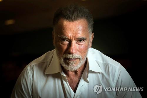 보디빌더, 배우, 주지사…이젠 자기계발 전도사 된 슈워제네거