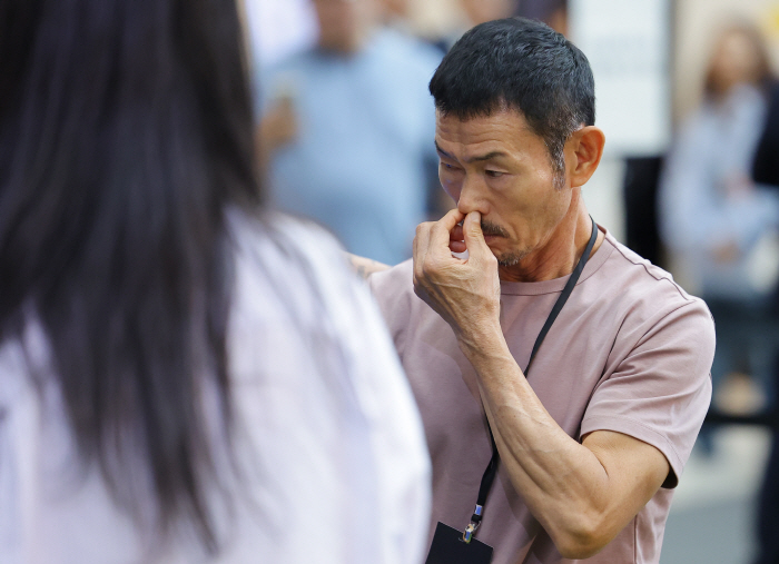'손흥민 父' 손웅정 감독 등 3명, 벌금형 약식기소…아동학대 치료프로그…