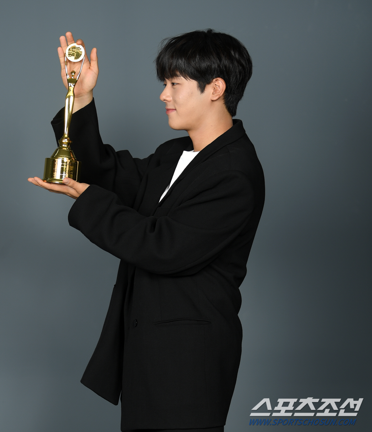 [단독] 이정하 "'무빙' 끝나고 처음 얻은 성장의 시간..단점 보완하자…