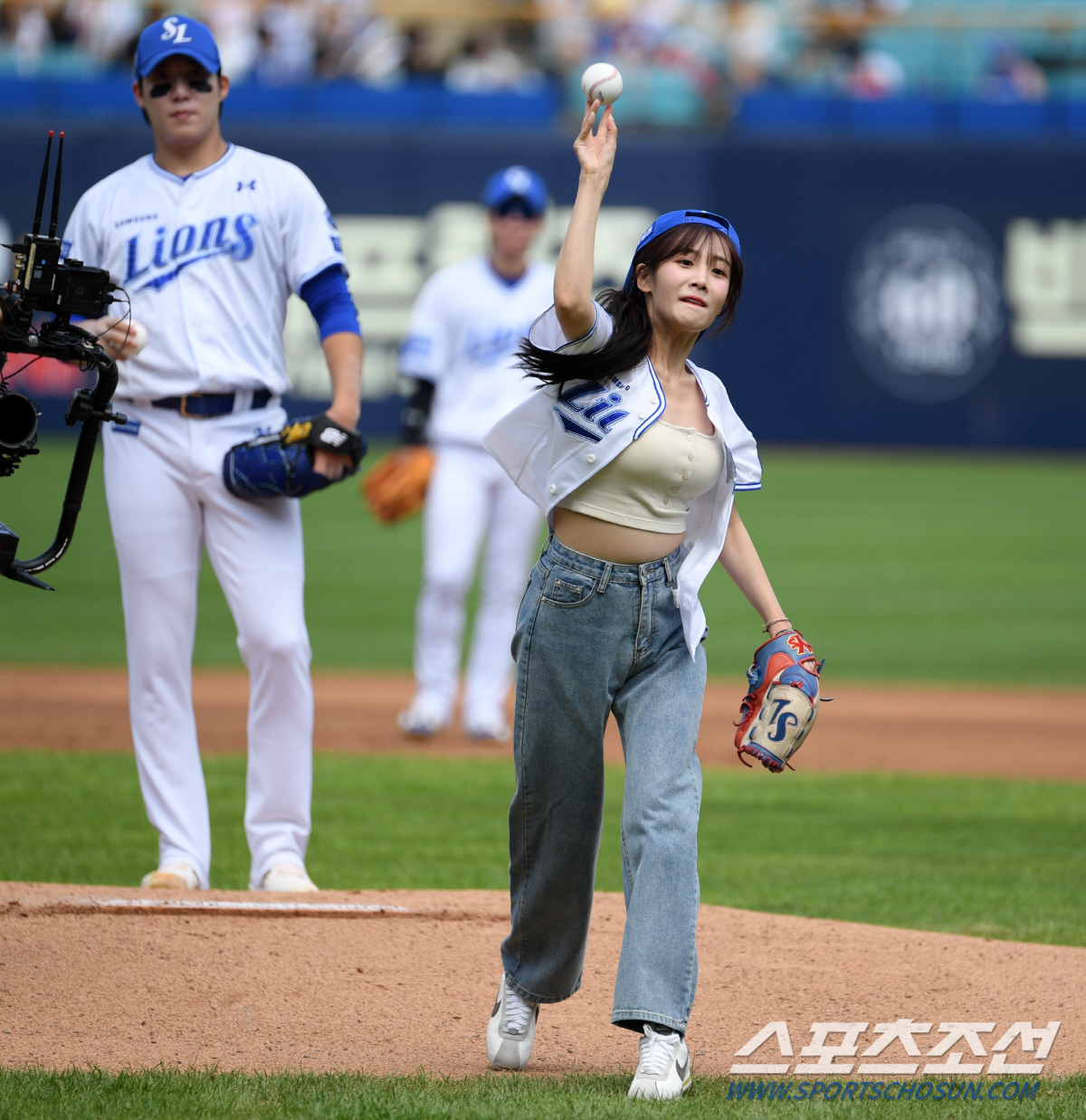 [포토] 유지애 '힘차게 시구'