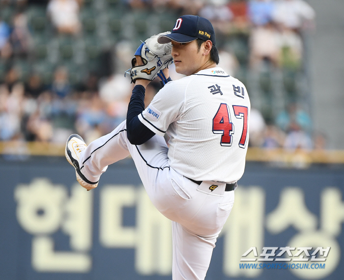 "컨디션 너무 좋다보니"…'총력전'에 흔들렸던 에이스, '완벽 투수' 향…