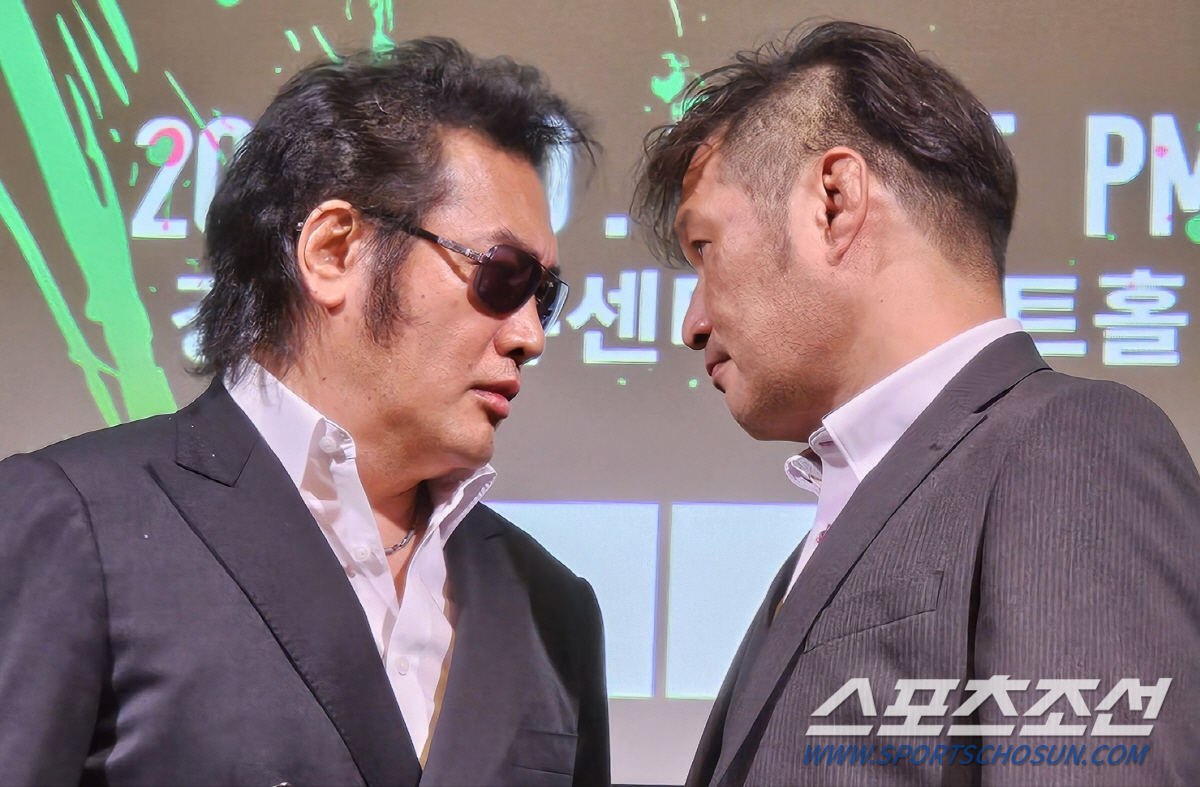 '그때 못때린 레프트 훅 이번엔...' 8년만에 파이터 복귀 '의리' 김…