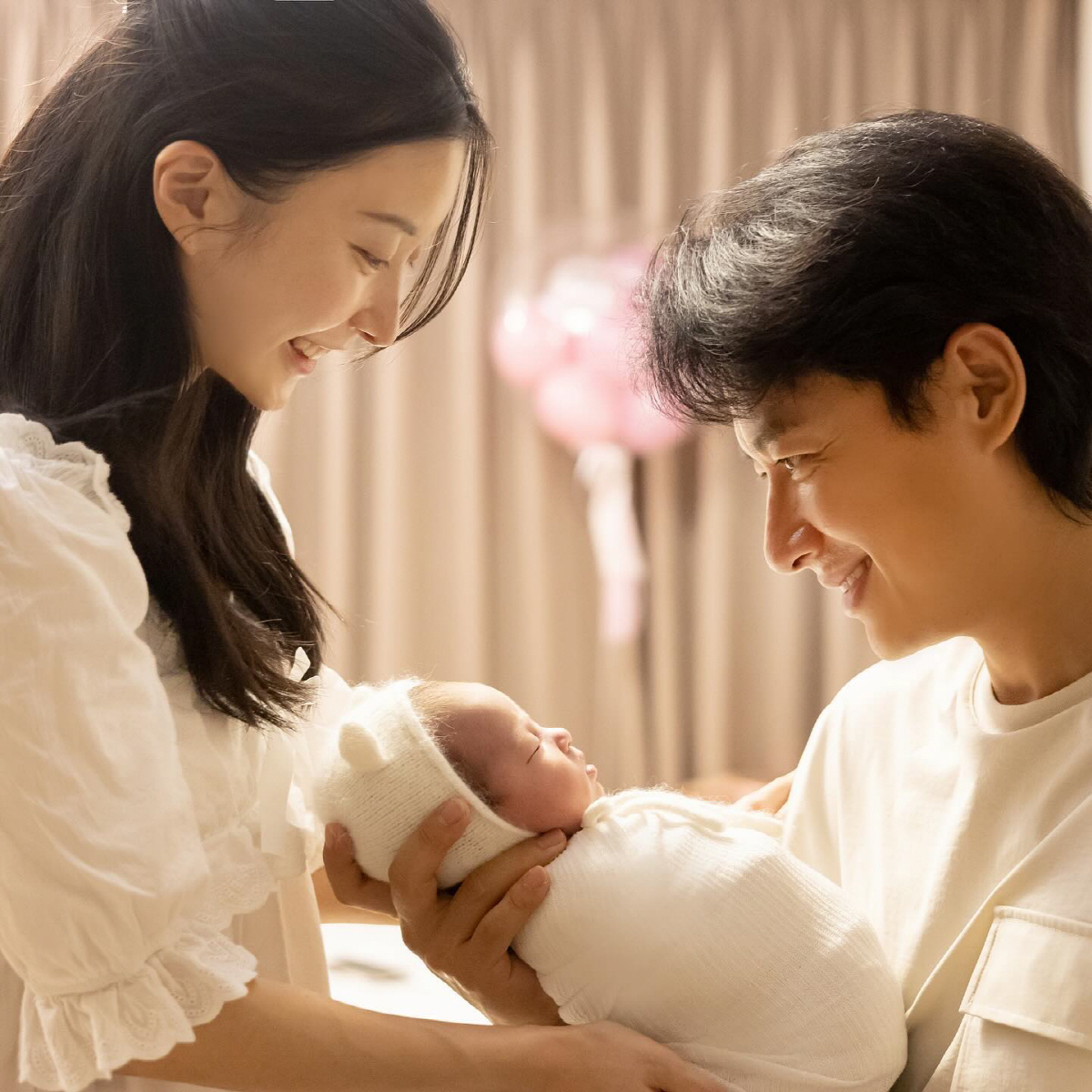 이지훈♥아야네 생후 한 달 딸, 母 닮은 '큰 눈망울'..."아이돌 준비…