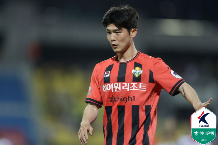 '첫발탁' 황문기의 다부진 각오 "월드컵까지 생각 안해, 매 훈련을 마지…