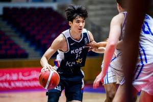 한국, 쿠웨이트 꺾고 U-18 아시아컵 농구 2연승(종합)
