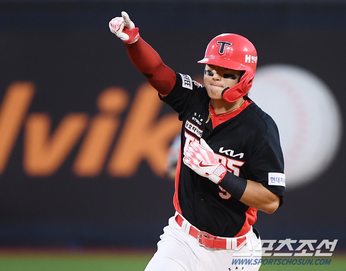 "나보다 낫네" 28년전 'KS MVP' 해태 레전드도 '40-40' 김…