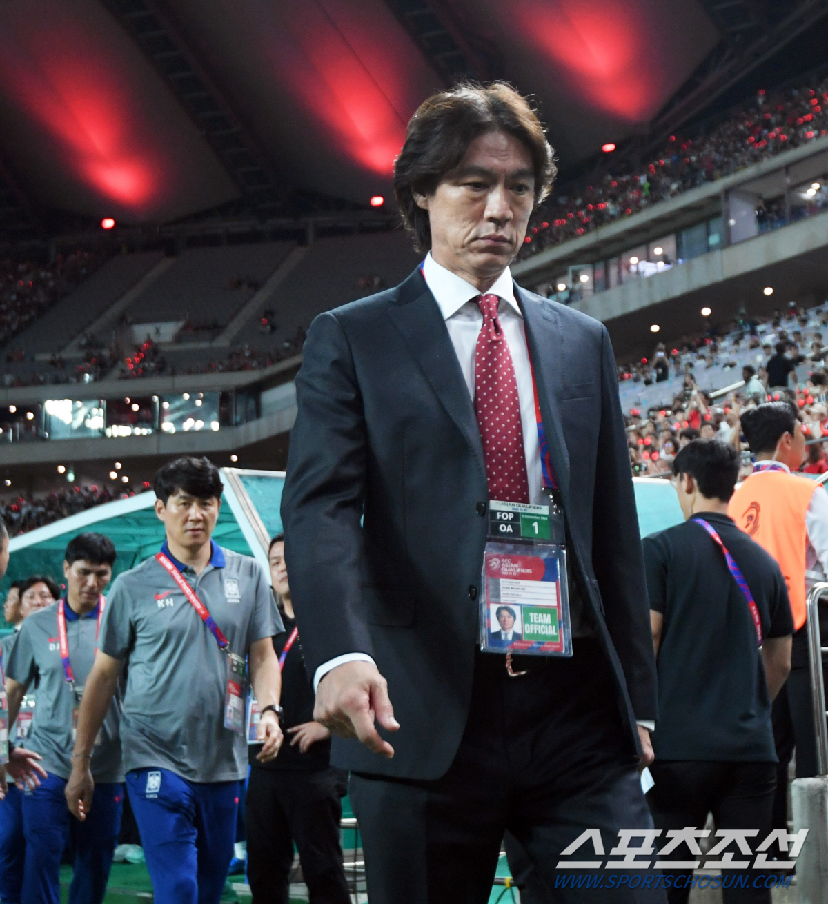 '첫 경기부터 야유' 홍명보 감독 "팬들 마음 이해해, 내가 견뎌야 하는…