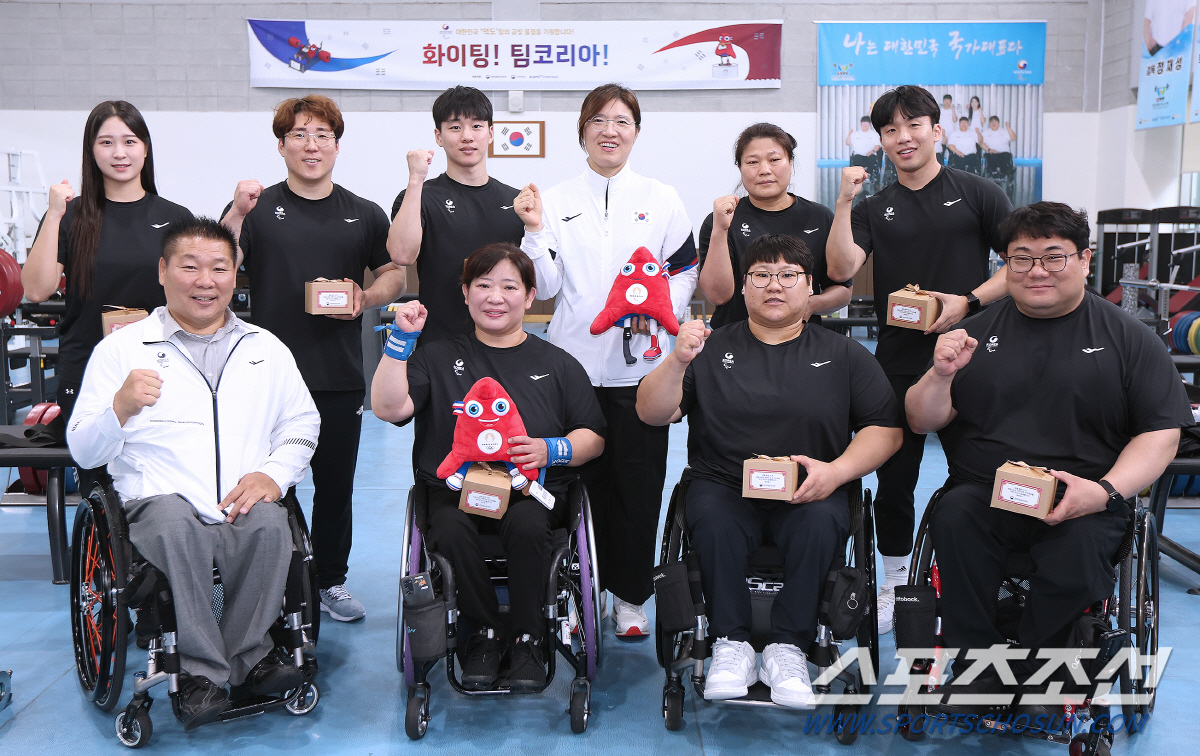 "위대한 영웅들의 도전,끝까지 응원" 장미란 차관 파리패럴림픽 현장응원X…