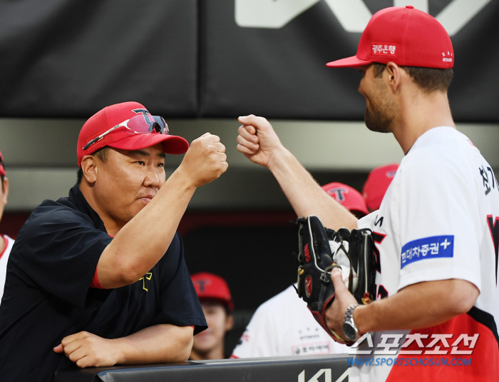 차포 떼고 74분 기다려 증명한 1위의 힘, 사령탑의 찬사 "최근 상승세…