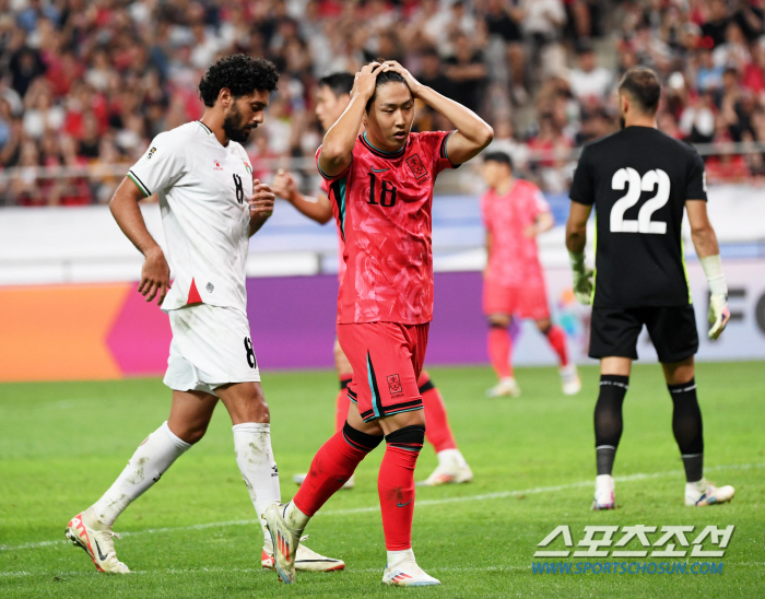 "문제는 골 결정력" 찬스 날린 손흥민과 이강인…홍명보호 '첫 골'→맨 …