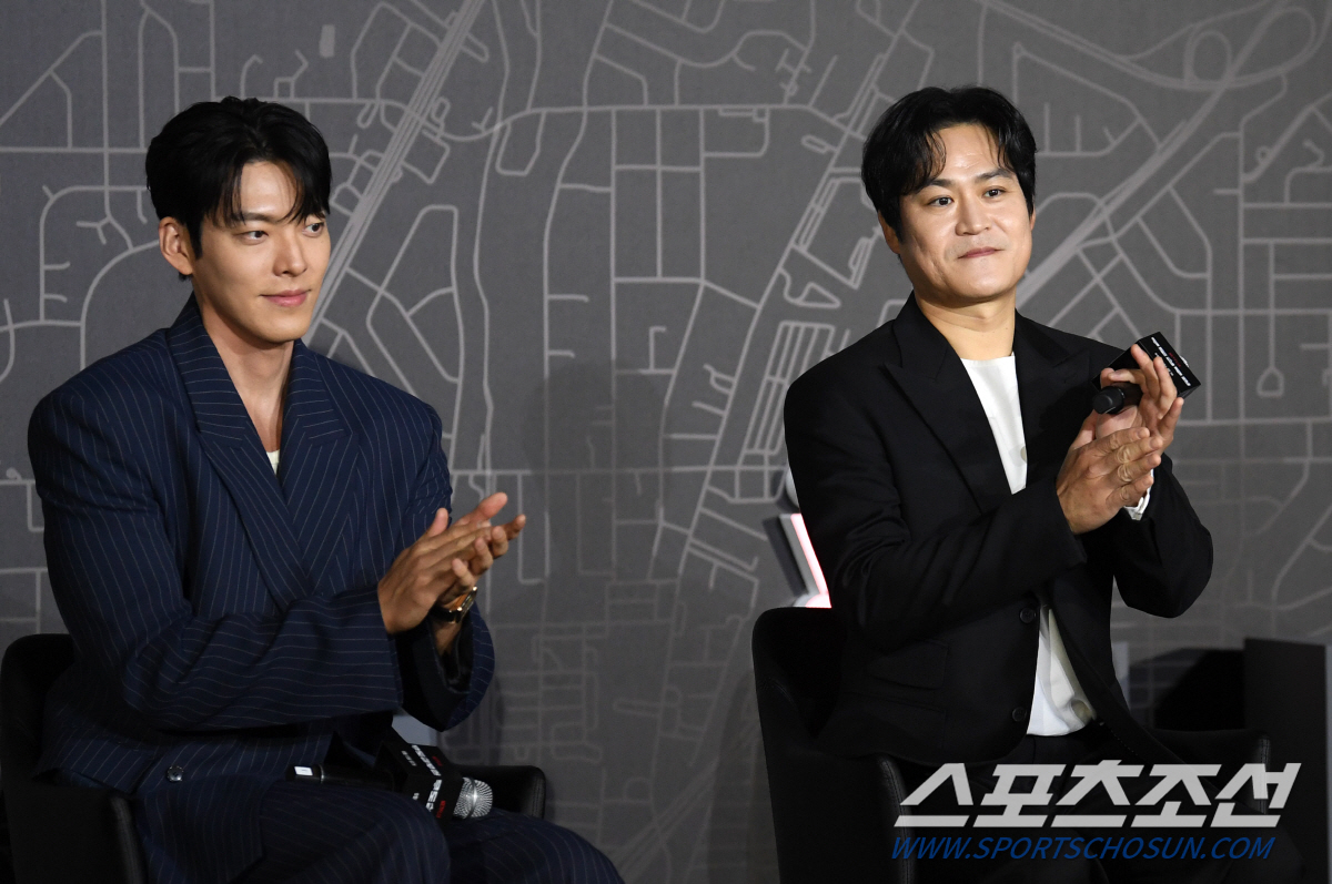 [포토] 김우빈-김성균 '설레는 순간'