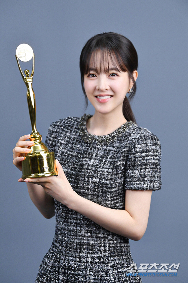 [단독] 박보영 "상받고 운 것, 처음이에요..'청룡'은 응원의 의미"(…