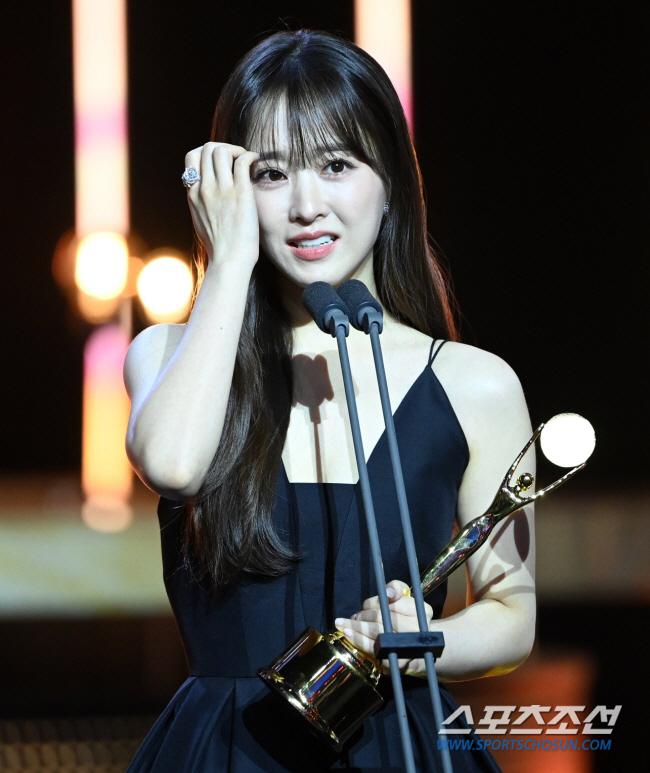 [단독] 박보영 "상받고 운 것, 처음이에요..'청룡'은 응원의 의미"(…