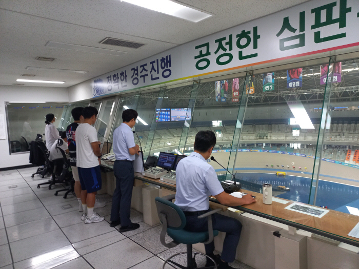 <경륜·경정> 경륜경정총괄본부 '선수와 함께하는 심판판정 참관 프로그램' 시행