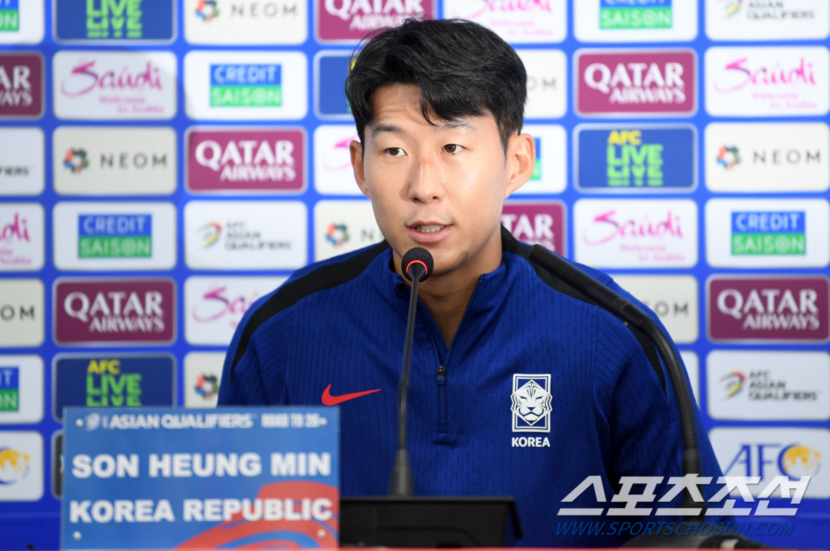 “오만 잔디 좋았다. 한국도 개선됐으면” 손흥민 얼마나 답답했으면 작심 …