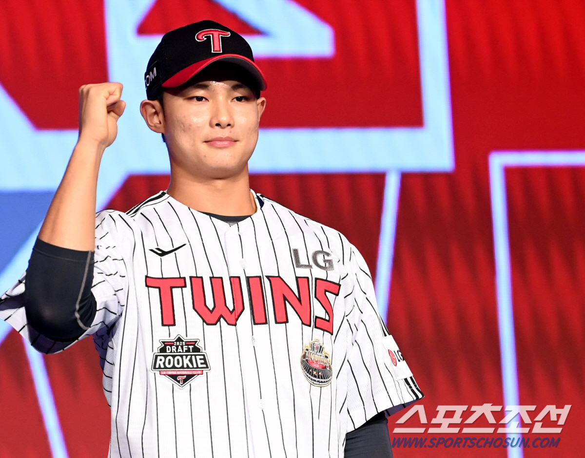 '키현우→한우주→삼찬승→롯태현→기태형→두준순→키서준→슥율예→케동현→엘영우…