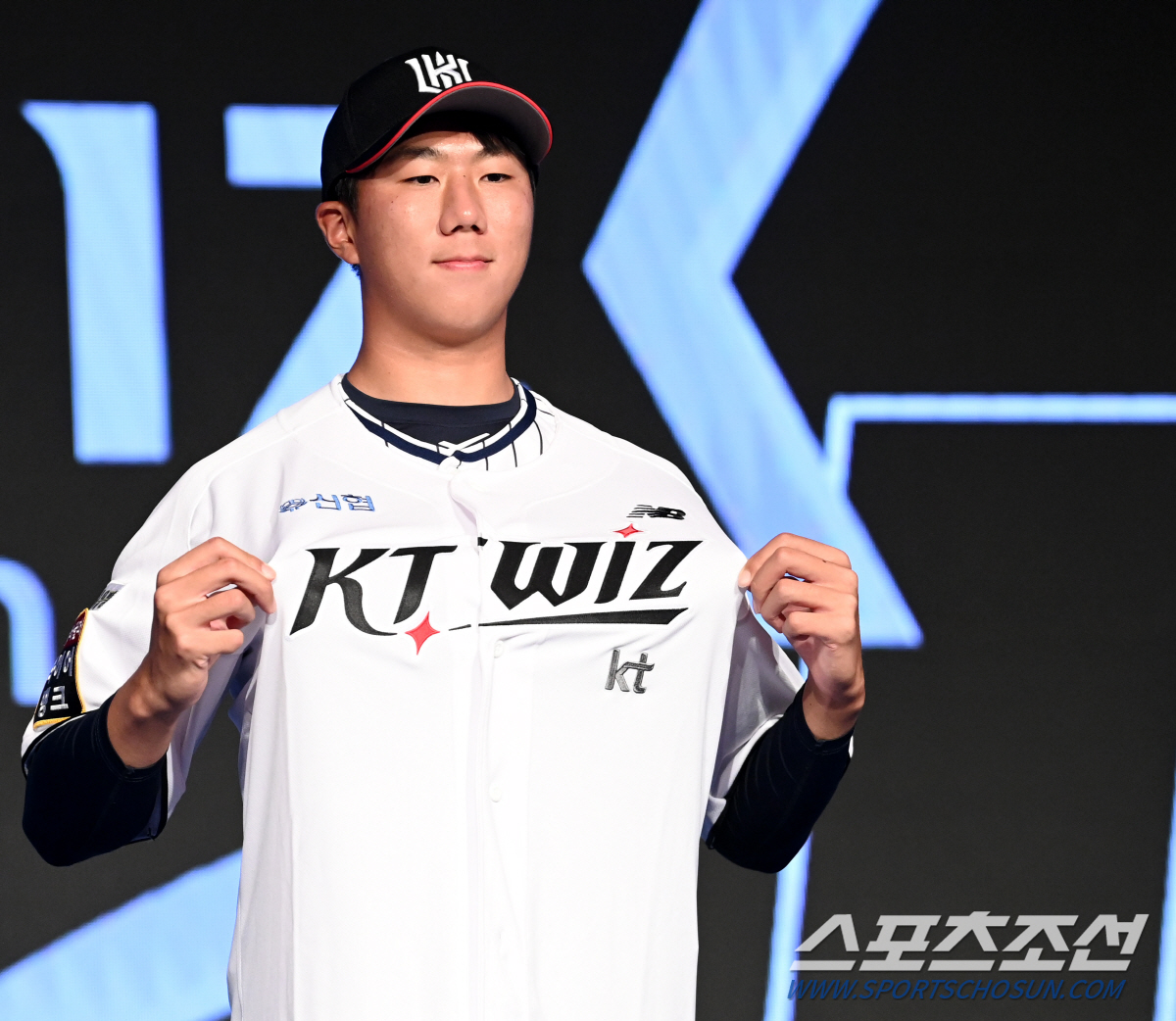 '키현우→한우주→삼찬승→롯태현→기태형→두준순→키서준→슥율예→케동현→엘영우…