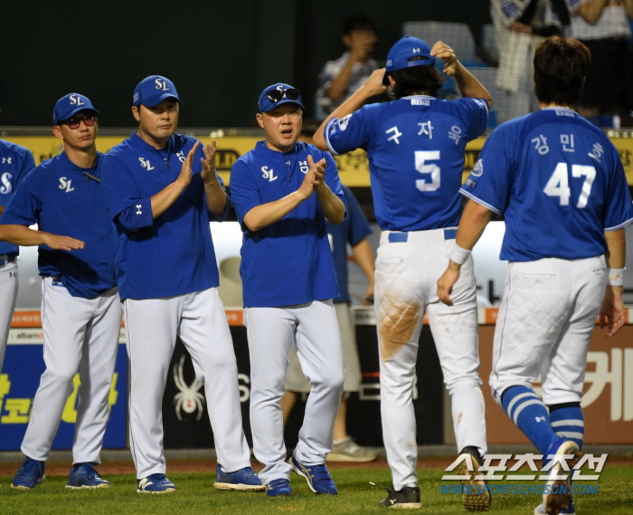 KIA-삼성-LG 굳어져 간다…"코너 일찍 내려갔지만" 이겼다! PO 직…