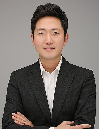 이재상 하이브 신임 대표 선임…뉴진스 이슈엔 "원칙대로 대응"