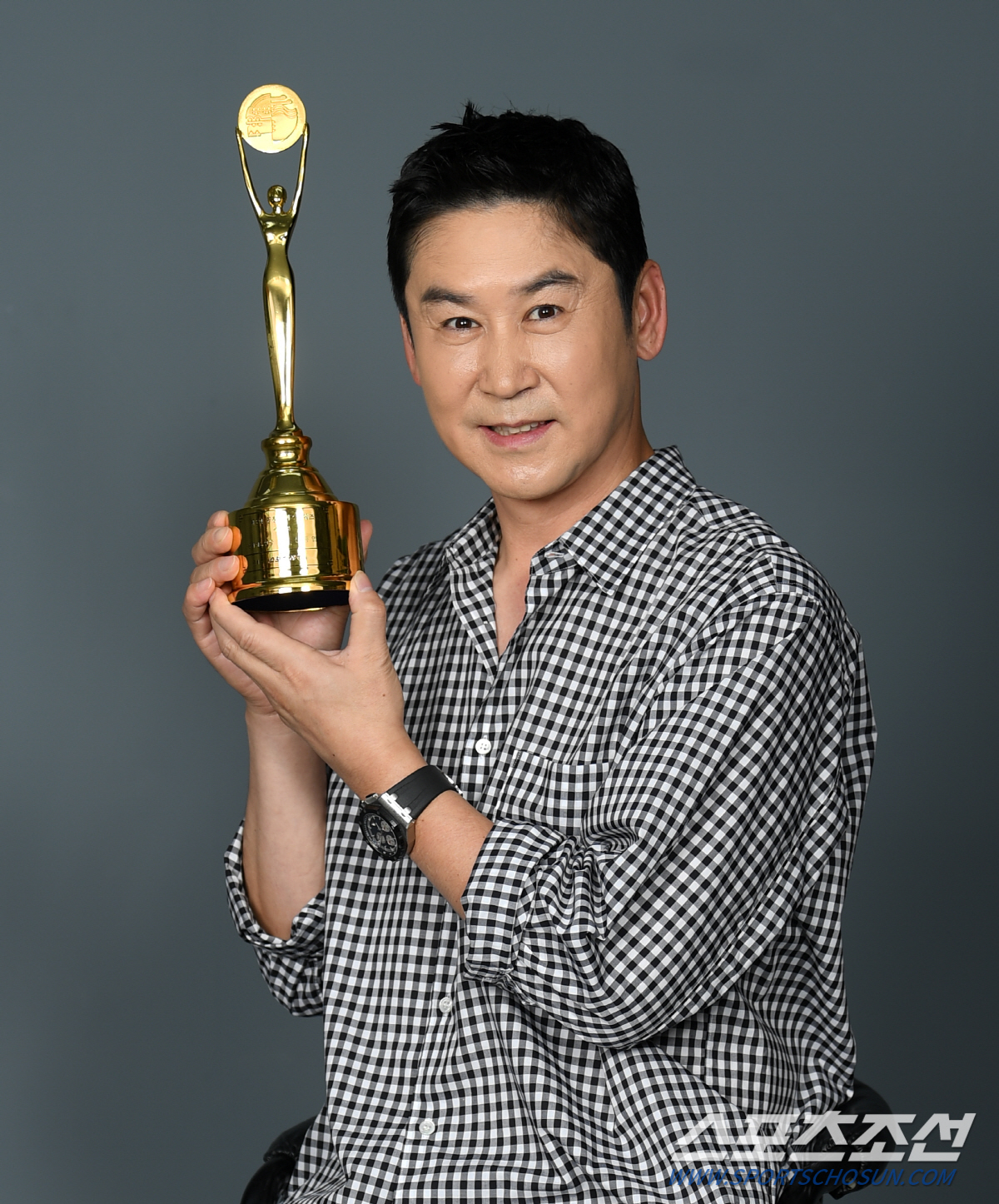 [단독] 신동엽 "'청룡'받으니까? 다른 사람 1000명 받는 것보다 기…