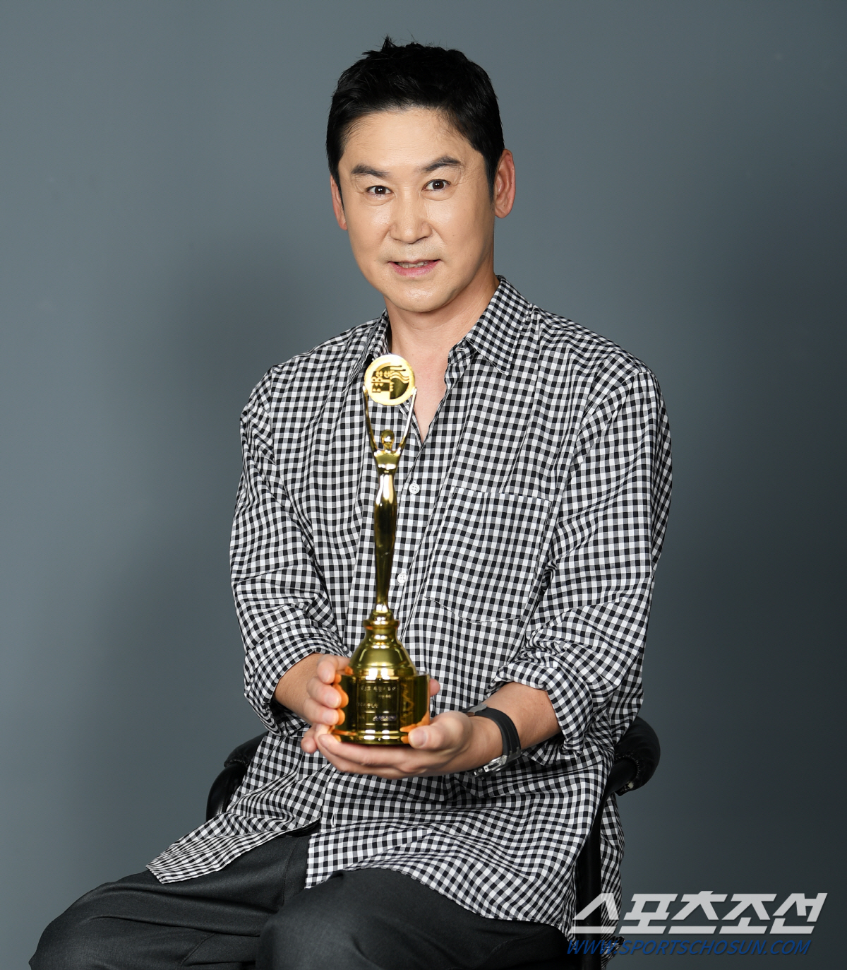 [단독] 신동엽 "'청룡'받으니까? 다른 사람 1000명 받는 것보다 기…