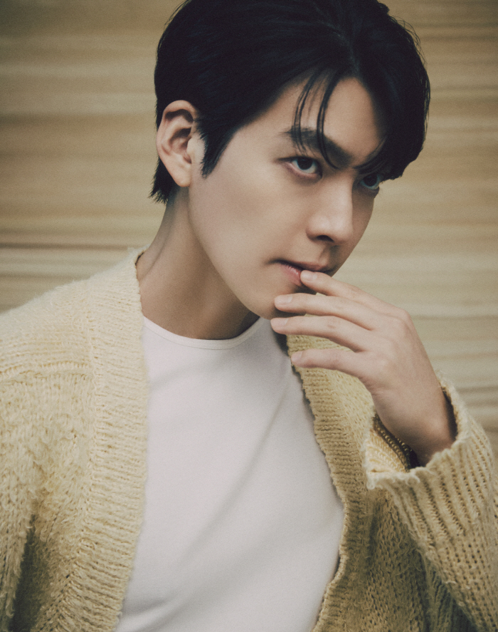 [인터뷰②] 김우빈 "내 인생 최대 몸무게 83kg 찍어..두툼한 몸 보…