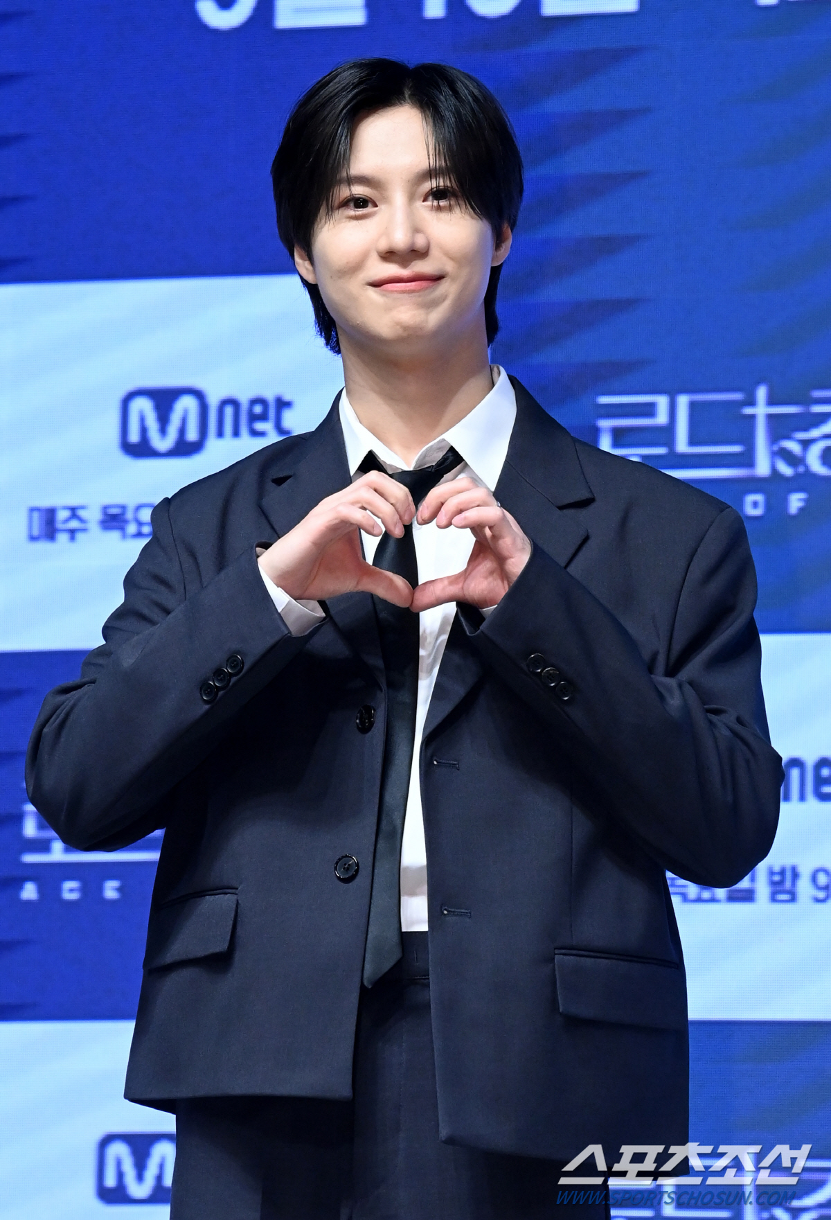 [포토] 태민, 데뷔 첫 단독 MC 맡았어요