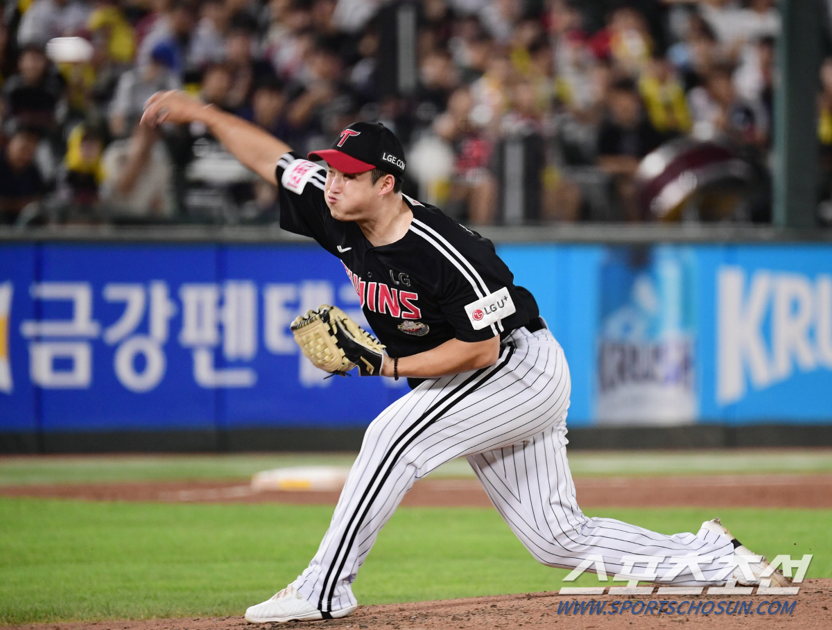 '어쩌다 위장 선발' 이석증으로 선발 불발 최원태. 1회 위기 등판→6회…