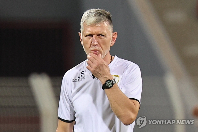 '홍명보호 첫 승 제물' 오만, 월드컵 3차 예선 2경기만에 '감독 교체…