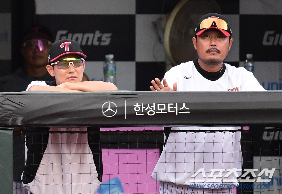 '외국인 1명은 무조건 불펜간다.' 염갈량의 PS 구상. 손주영, 최원태…