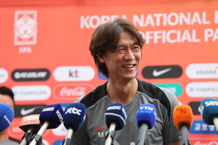 [김성원의 센터서클]"'망신주기'식 일방 매도 안된다" 자칫 화가 될 수…