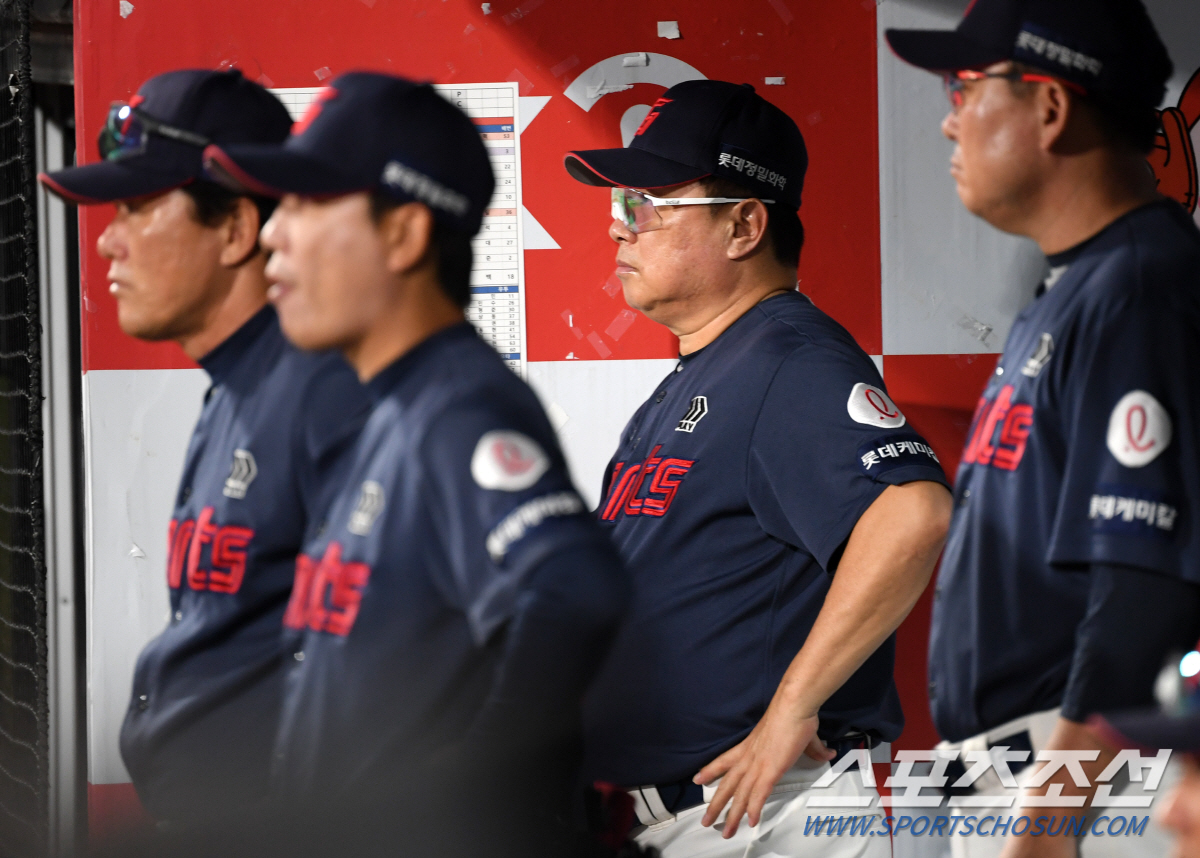 올해도 '가을 꿈' 못 이룬 롯데, 한숨 속 명장이 본 희망 하나는[광주…