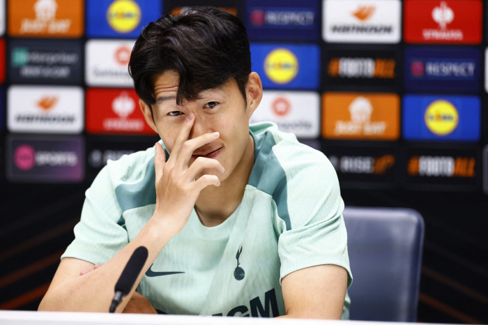 역대급 충격! "아무 대화도 한 게 없다" 손흥민, 토트넘 10년의 결과…