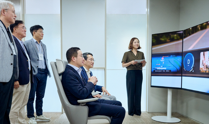 사장단 워크숍 참석한 구광모 회장 대표…"도전적 목표로 미래 역사 만들자…